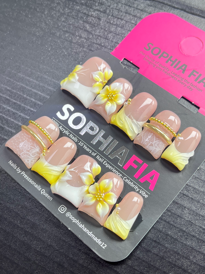 Elegant Summer Short Square Press On Nails Milky Nude Pink Background Yellow‑White Swirl French 3D Plumeria Floral White Lace Pattern Gold Double‑Chain Pearl Ornaments Reusable Acrylic Nail Tips