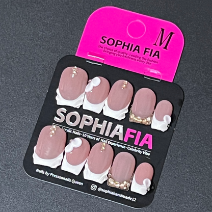 Short Round Press On Nails Nude Pink Base White 3D Ruffled Wavy French Tip, Gold Crushed Diamond Foil Pave Edge, Tiny Gold Bead Rhinestone Accents Minimalist Elegant Handmade False Nails