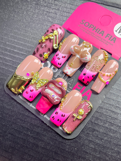 Y2K Punk Long Square Press On Nails Nude Pink Tone 3D Lip Mouth Gem 3D Polka‑Dot Bikini Hot Pink Leopard French Gold Safety Pin Butterfly "bad girl" Letter Chain Collar Mirror French Rose Gold Glitter Reusable Acrylic Nail Tips
